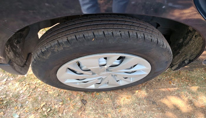 2024 Maruti Baleno SIGMA PETROL 1.2, Petrol, Manual, 4,879 km, tyre