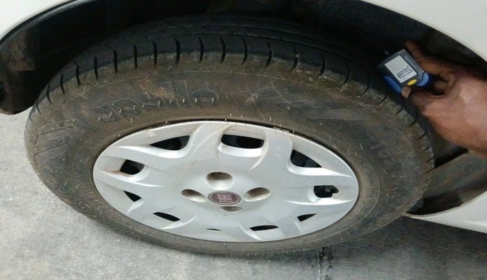 2014 Fiat Punto EVO DYNAMIC 1.2, Petrol, Manual, 79,262 km, tyre