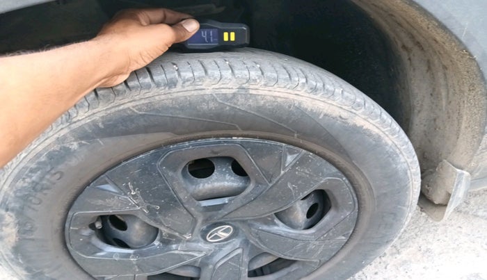 2022 Tata PUNCH ADVENTURE MT, Petrol, Manual, 64,861 km, tyre