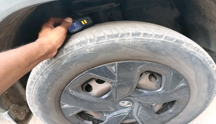 2022 Tata PUNCH ADVENTURE MT, Petrol, Manual, 64,861 km, tyre