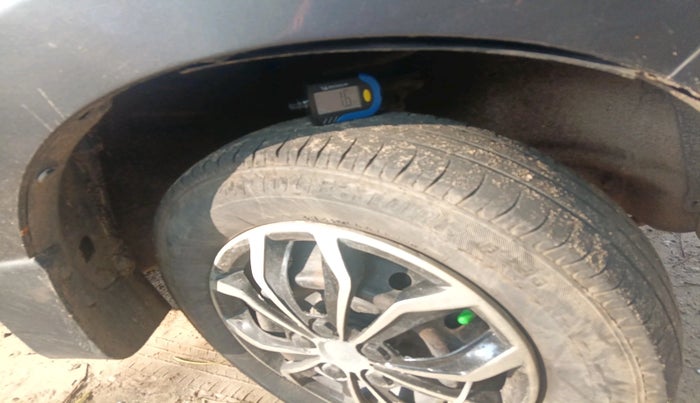 2016 Maruti Alto 800 LXI, Petrol, Manual, 98,662 km, tyre