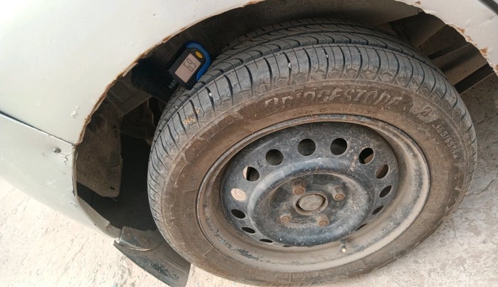 2011 Maruti Wagon R 1.0 VXI, Petrol, Manual, 77,027 km, tyre