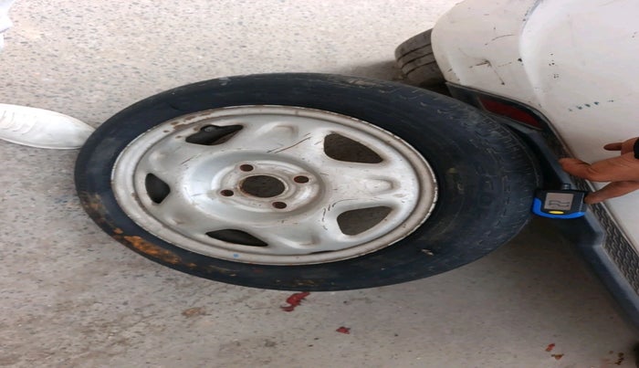 2014 Chevrolet Beat PS PETROL, Petrol, Manual, 63,224 km, tyre