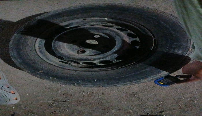 2019 Maruti Alto 800 LXI, CNG, Manual, 69,583 km, tyre