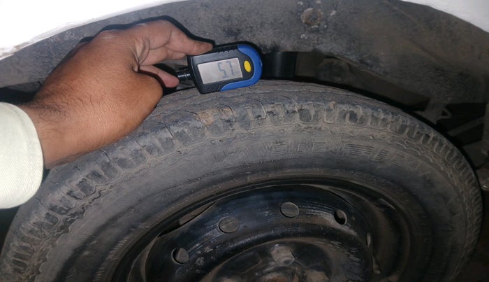 2019 Maruti Alto 800 LXI, CNG, Manual, 69,583 km, tyre