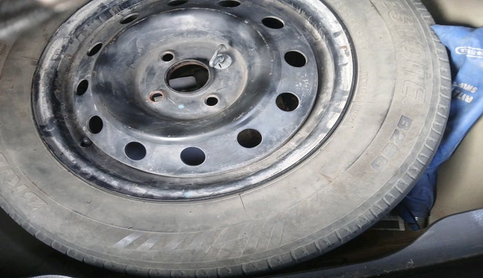 2013 Maruti Swift Dzire VXI, Petrol, Manual, 1,12,924 km, tyre