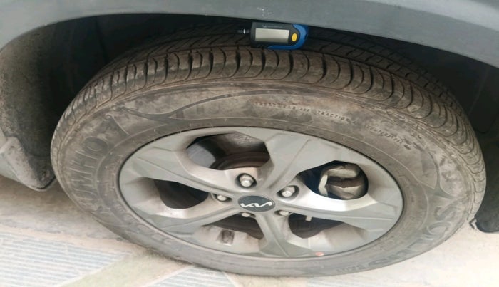 2022 KIA SELTOS HTK PLUS 1.5 IMT, Petrol, Manual, 17,408 km, tyre