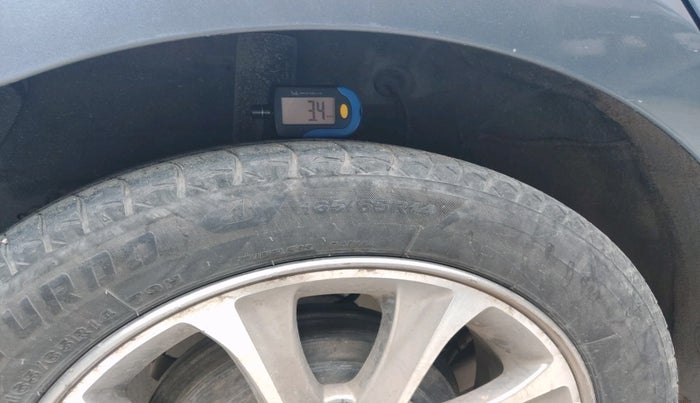 2016 Hyundai Grand i10 ASTA 1.1 CRDI, Diesel, Manual, 1,10,447 km, tyre