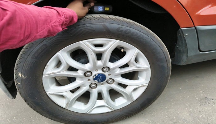 2015 Ford Ecosport TITANIUM 1.5L PETROL AT, Petrol, Automatic, 1,01,336 km, tyre