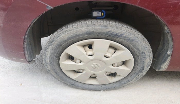 2012 Maruti Wagon R 1.0 LXI CNG, CNG, Manual, 58,588 km, tyre