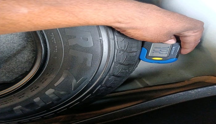 2018 Hyundai Elite i20 ASTA 1.2 (O), Petrol, Manual, 49,936 km, tyre