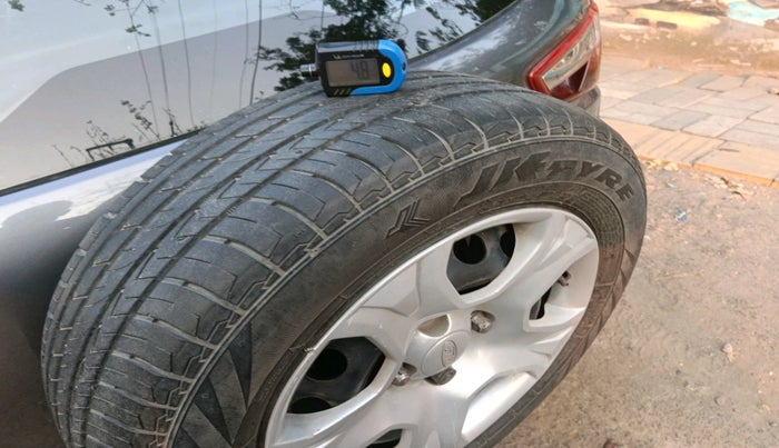 2015 Ford Ecosport AMBIENTE 1.5L DIESEL, Diesel, Manual, 89,947 km, tyre