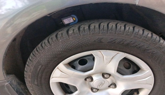 2015 Ford Ecosport AMBIENTE 1.5L DIESEL, Diesel, Manual, 89,947 km, tyre