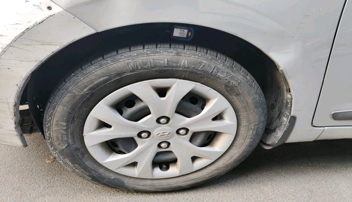 2013 Hyundai Grand i10 SPORTZ 1.2 KAPPA VTVT, Petrol, Manual, 61,041 km, tyre