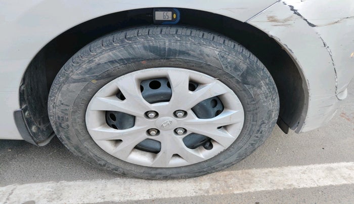 2013 Hyundai Grand i10 SPORTZ 1.2 KAPPA VTVT, Petrol, Manual, 61,041 km, tyre