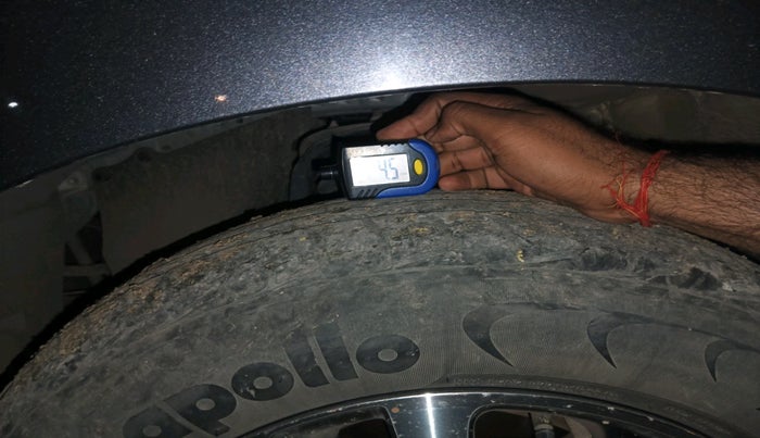 2022 Toyota Innova Crysta 2.4 GX AT 7 STR, Diesel, Automatic, 56,951 km, tyre