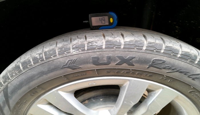 2017 Maruti Vitara Brezza ZDI PLUS DUAL TONE, Diesel, Manual, 1,44,192 km, tyre