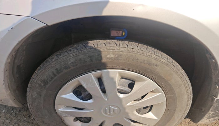 2012 Maruti Swift Dzire VDI, Diesel, Manual, 1,53,396 km, tyre