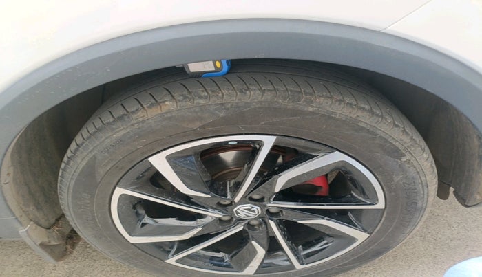 2023 MG ASTOR SHARP 1.3 TURBO AT, Petrol, Automatic, 35,265 km, tyre