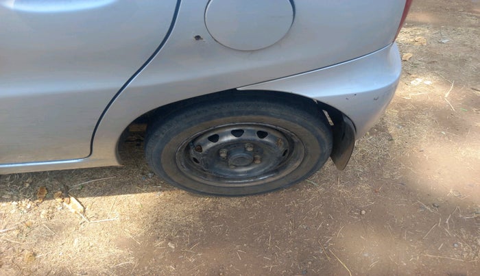 2013 Tata Indica V2 LS DIESEL, Diesel, Manual, 76,613 km, tyre