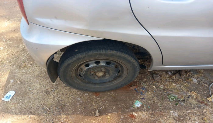 2013 Tata Indica V2 LS DIESEL, Diesel, Manual, 76,613 km, tyre