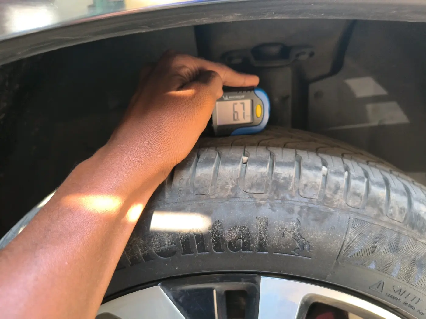 2023 MG HECTOR PLUS SAVVY PRO 1.5 TURBO CVT 6 STR, Petrol, Automatic, 15,50,000 km, tyre