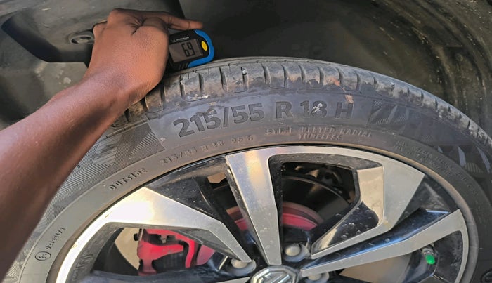 2023 MG HECTOR PLUS SAVVY PRO 1.5 TURBO CVT 6 STR, Petrol, Automatic, 46,277 km, tyre