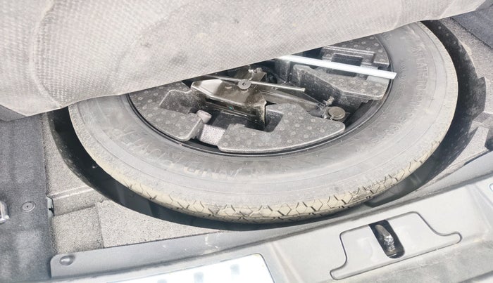 2024 Landrover Range Rover Evoque SE R-DYNAMIC 2.0 DIESEL, Diesel, Automatic, 34,555 km, tyre