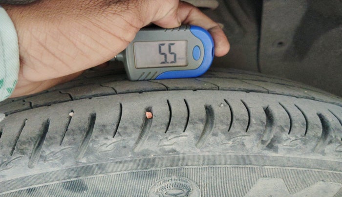 2017 Maruti Vitara Brezza LDI (O), Diesel, Manual, 1,07,797 km, tyre