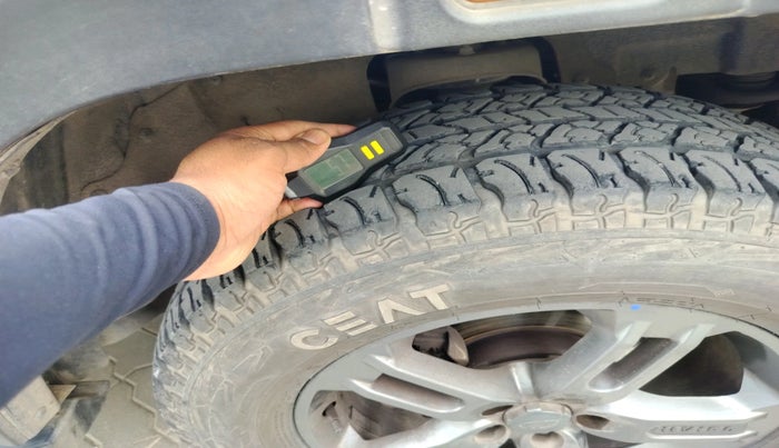 2021 Mahindra Thar LX HT PETROL 4WD MT, Petrol, Manual, 28,932 km, tyre