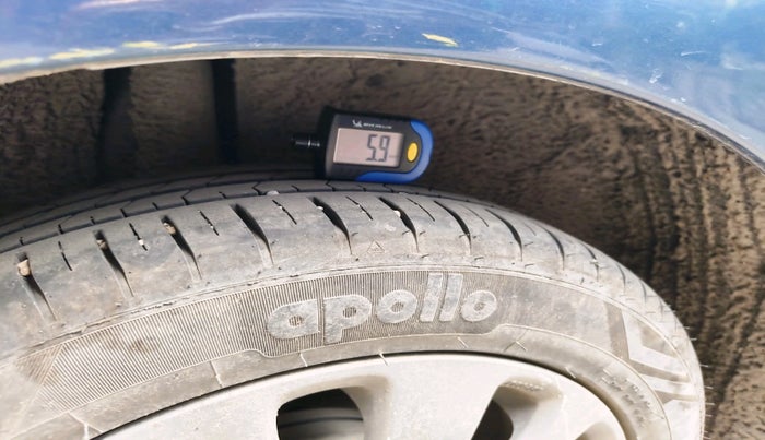 2016 Maruti Baleno ALPHA PETROL 1.2, Petrol, Manual, 76,878 km, tyre