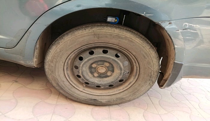 2011 Maruti Swift Dzire VDI, Diesel, Manual, 2,20,649 km, tyre