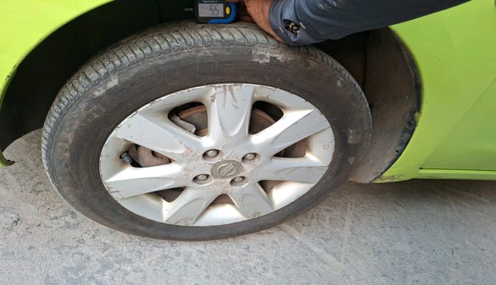 2011 Nissan Micra XV PREMIUM DIESEL, Diesel, Manual, 1,00,549 km, tyre