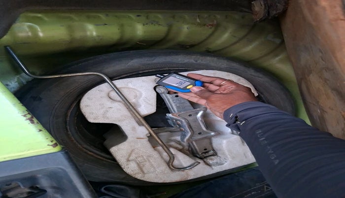 2011 Nissan Micra XV PREMIUM DIESEL, Diesel, Manual, 1,00,549 km, tyre