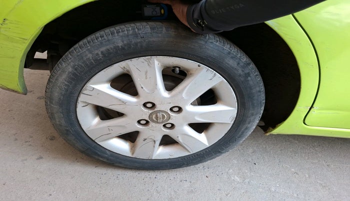 2011 Nissan Micra XV PREMIUM DIESEL, Diesel, Manual, 1,00,549 km, tyre