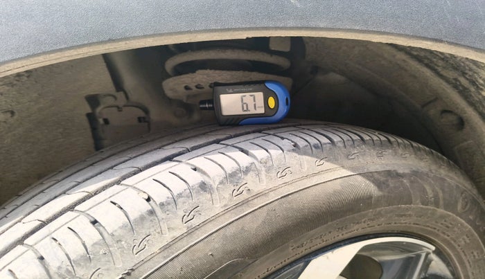 2019 Hyundai VENUE SX 1.0 TURBO, Petrol, Manual, 84,487 km, tyre