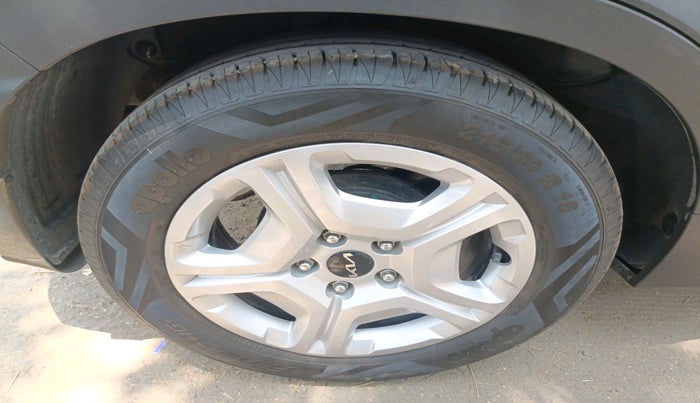 2021 KIA SONET HTK PLUS 1.2, Petrol, Manual, 49,768 km, tyre