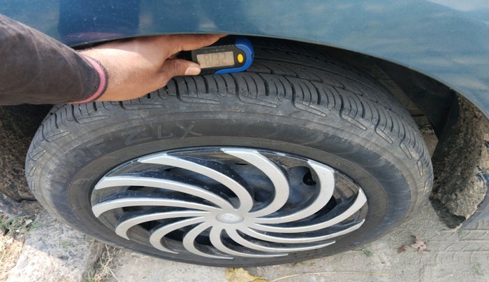 2015 Nissan Micra Active XV SAFETY PACK, Petrol, Manual, 52,961 km, tyre