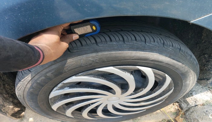 2015 Nissan Micra Active XV SAFETY PACK, Petrol, Manual, 52,961 km, tyre