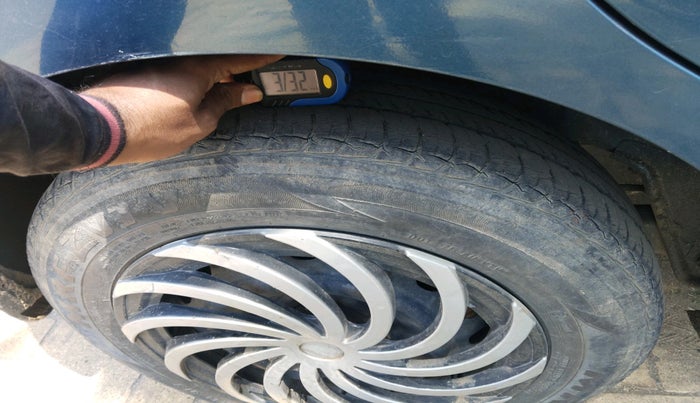 2015 Nissan Micra Active XV SAFETY PACK, Petrol, Manual, 52,961 km, tyre