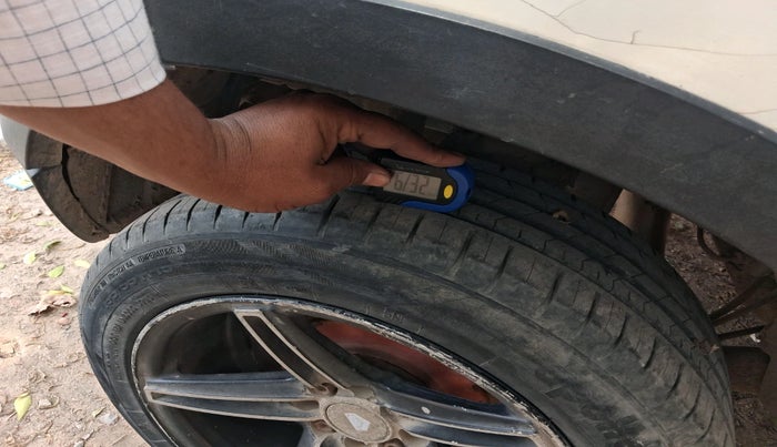 2016 Mahindra Kuv100 K2 D 6 STR, Diesel, Manual, 26,743 km, tyre