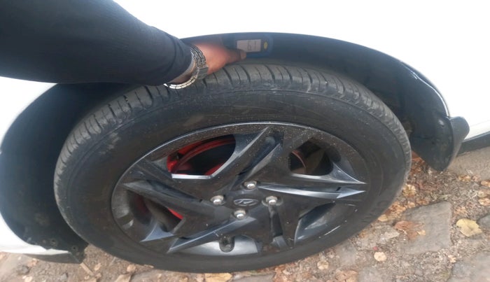 2022 Hyundai NEW I20 SPORTZ 1.5 MT, Diesel, Manual, 44,474 km, tyre