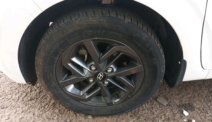 2022 Hyundai GRAND I10 NIOS SPORTZ 1.2 KAPPA VTVT, Petrol, Manual, 27,337 km, tyre