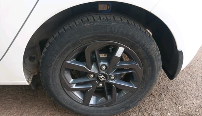 2022 Hyundai GRAND I10 NIOS SPORTZ 1.2 KAPPA VTVT, Petrol, Manual, 27,337 km, tyre
