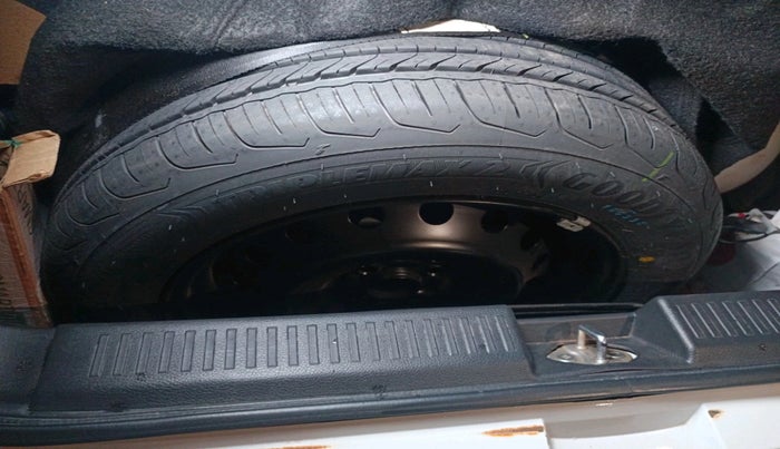 2023 Maruti FRONX SIGMA CNG 1.2 MT, CNG, Manual, 73,407 km, tyre