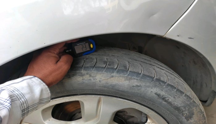 2015 Renault Lodgy 85 PS RXZ, Diesel, Manual, 1,35,845 km, tyre