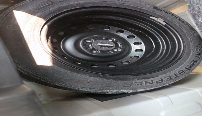 2023 CITROEN C3 Feel 1.2 Turbo Dual Tone, Petrol, Manual, 4,580 km, tyre