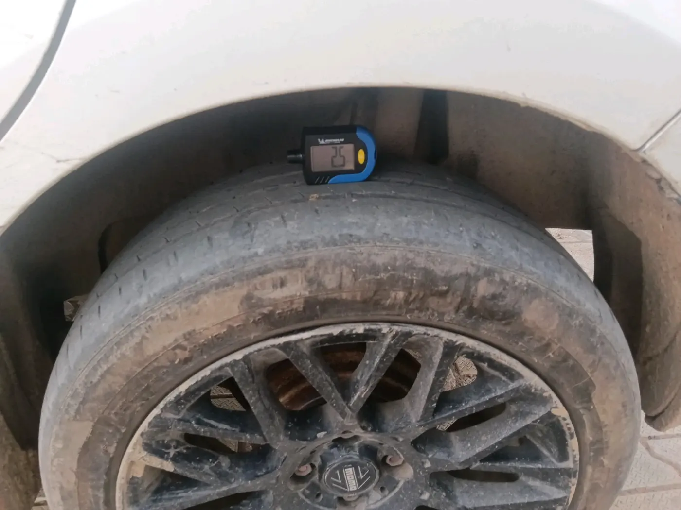 2019 Maruti Swift VDI, Diesel, Manual, 1,28,451 km, tyre