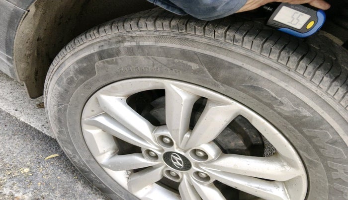 2016 Hyundai Creta S PLUS 1.4 DIESEL, Diesel, Manual, 1,35,844 km, tyre