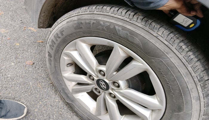 2016 Hyundai Creta S PLUS 1.4 DIESEL, Diesel, Manual, 1,35,844 km, tyre